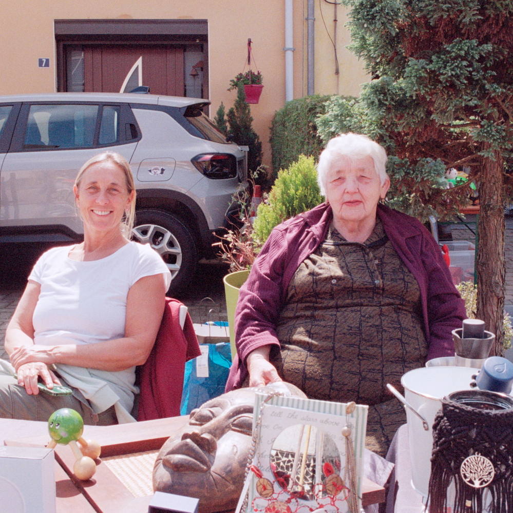 image: This is ‘brocante (xxi) 5’.