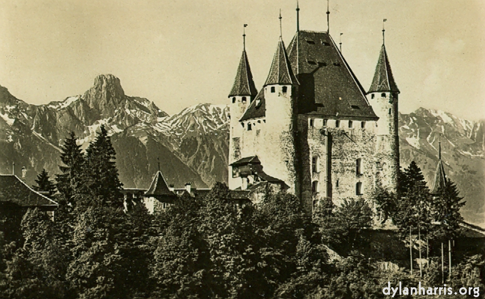 Image: Postcard [[ Thun Castle & the Stockhoenkette. ]]